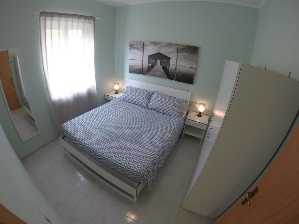 Casa Vacanze Domus Чентола Екстер'єр фото