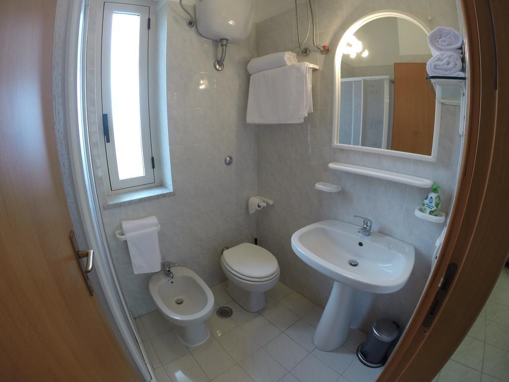 Casa Vacanze Domus Чентола Екстер'єр фото